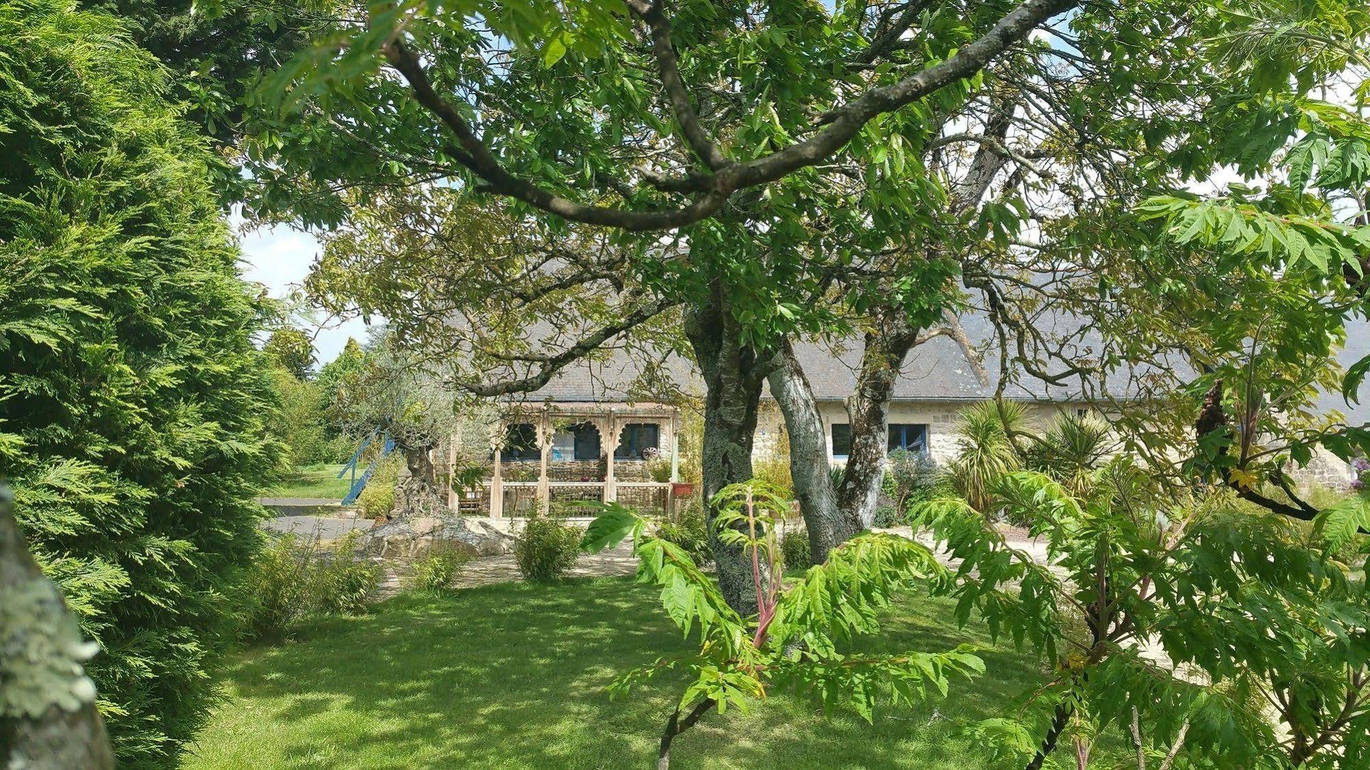 Bed and Breakfast Le Domaine de Saint-Thomin à Nostang Extérieur photo